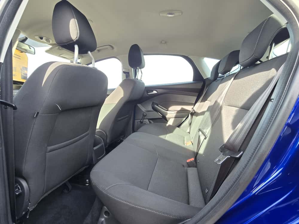Used Ford Focus 2015 for sale - 76353437: Photo 9