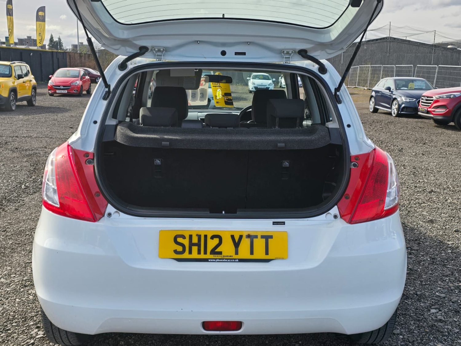 Used Suzuki Swift 2012 for sale - 78108997: Photo 10