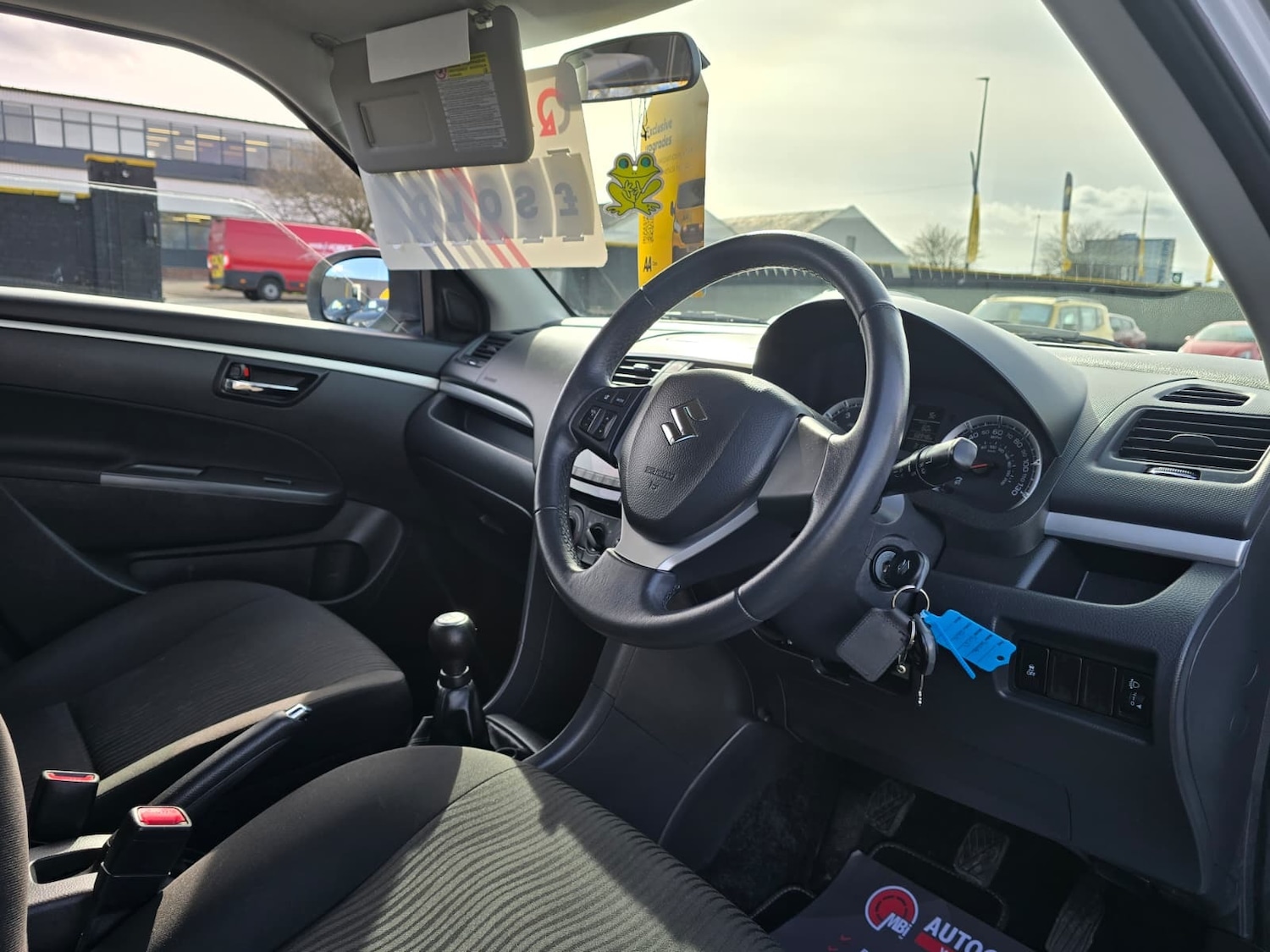 Used Suzuki Swift 2012 for sale - 78108997: Photo 3