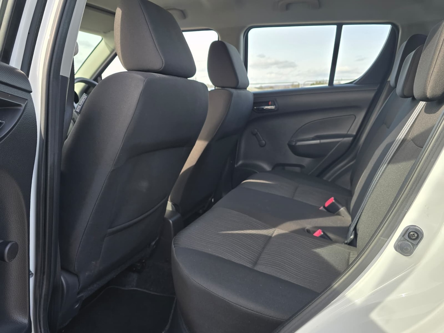 Used Suzuki Swift 2012 for sale - 78108997: Photo 8