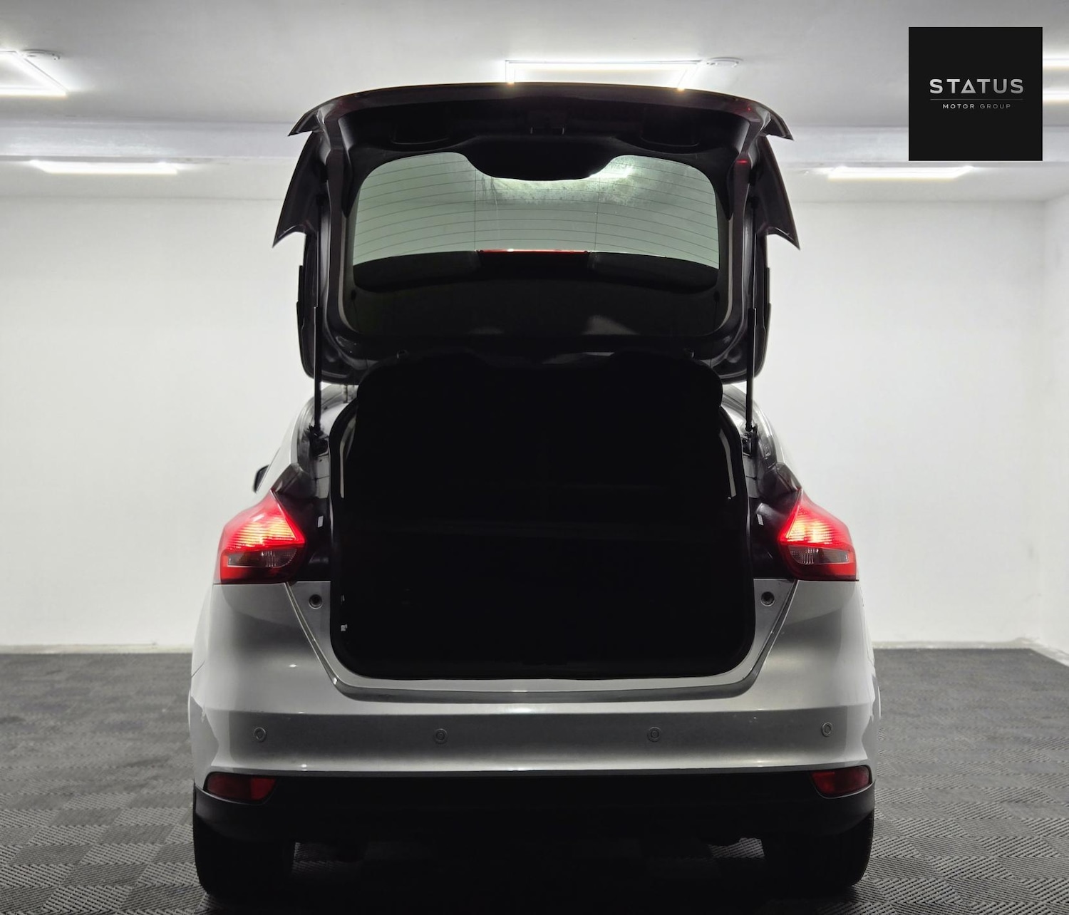 Used Ford Focus 2017 for sale - 77015196: Photo 11