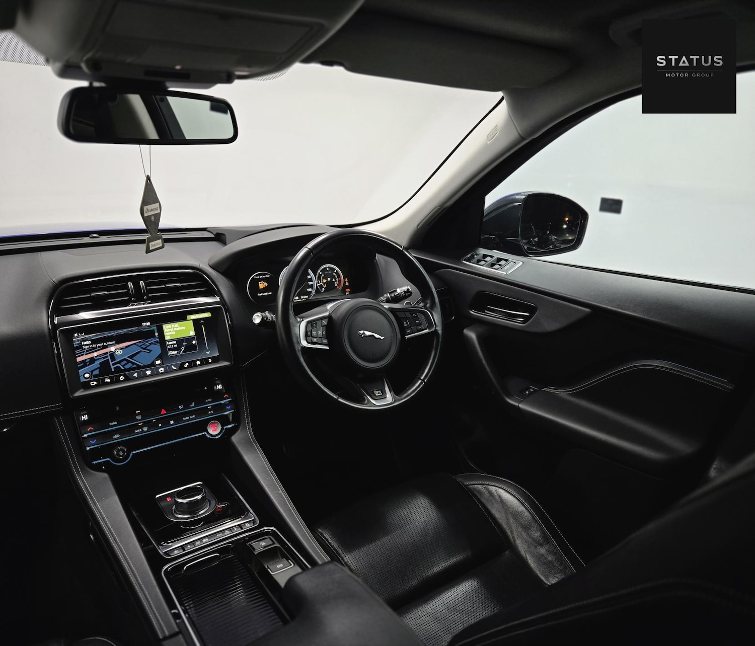 Used Jaguar F-Pace 2018 for sale - 77357650: Photo 24