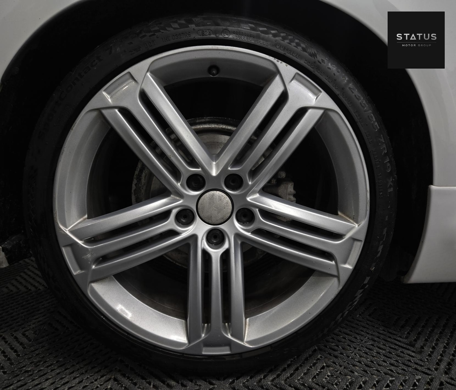 Used Volkswagen Scirocco 2015 for sale - 76618977: Photo 11