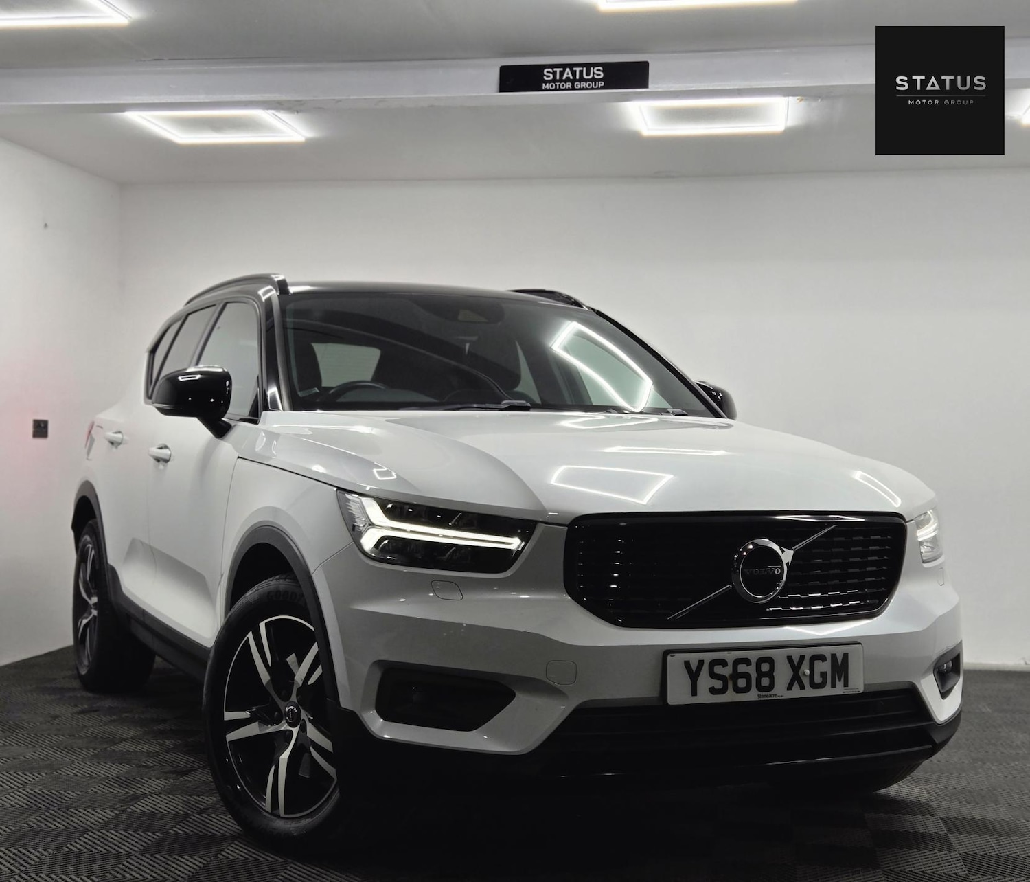 Used Volvo XC40 2019 for sale - 76837586: Photo 2