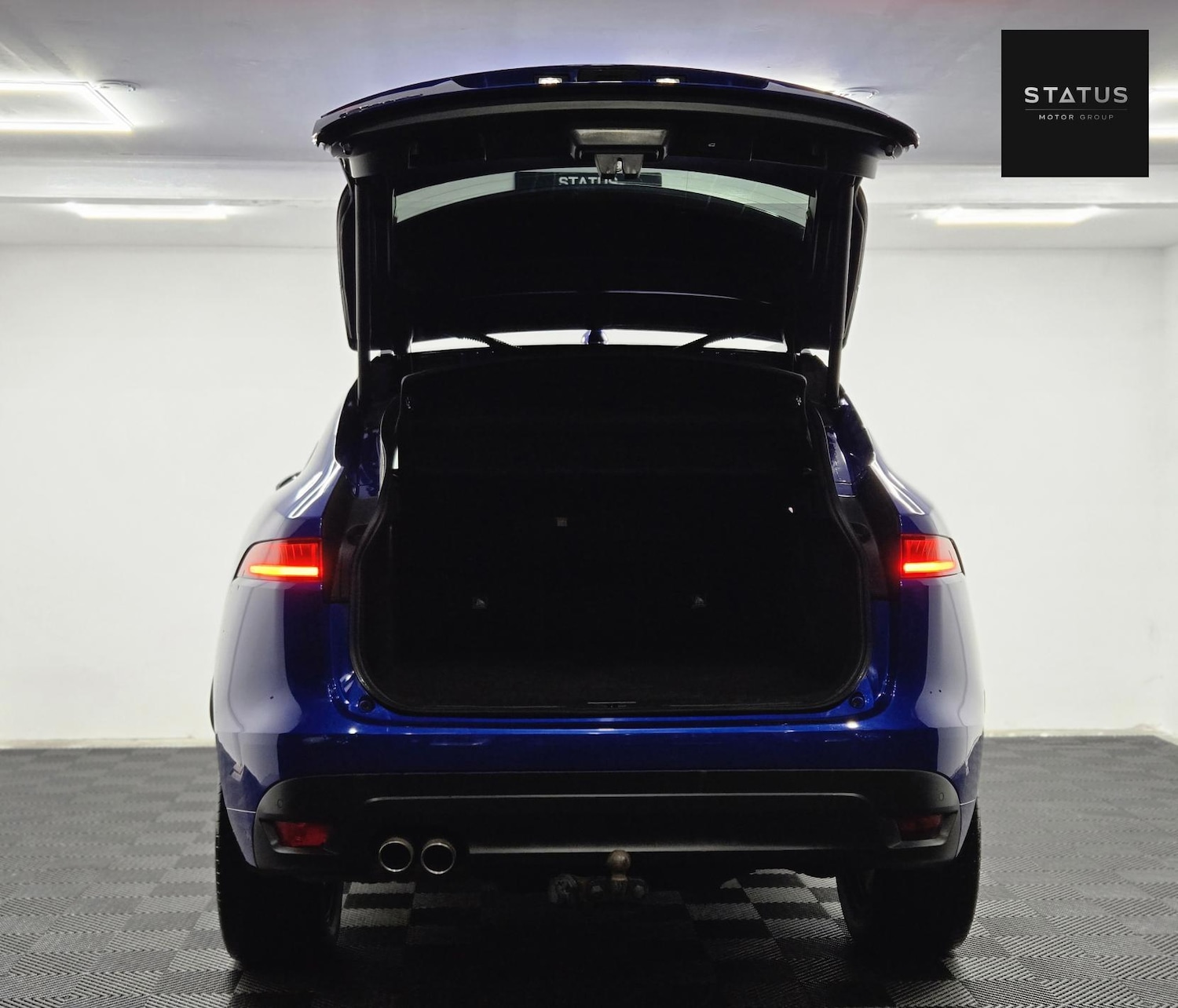 Used Jaguar F-Pace 2017 for sale - 77060563: Photo 10