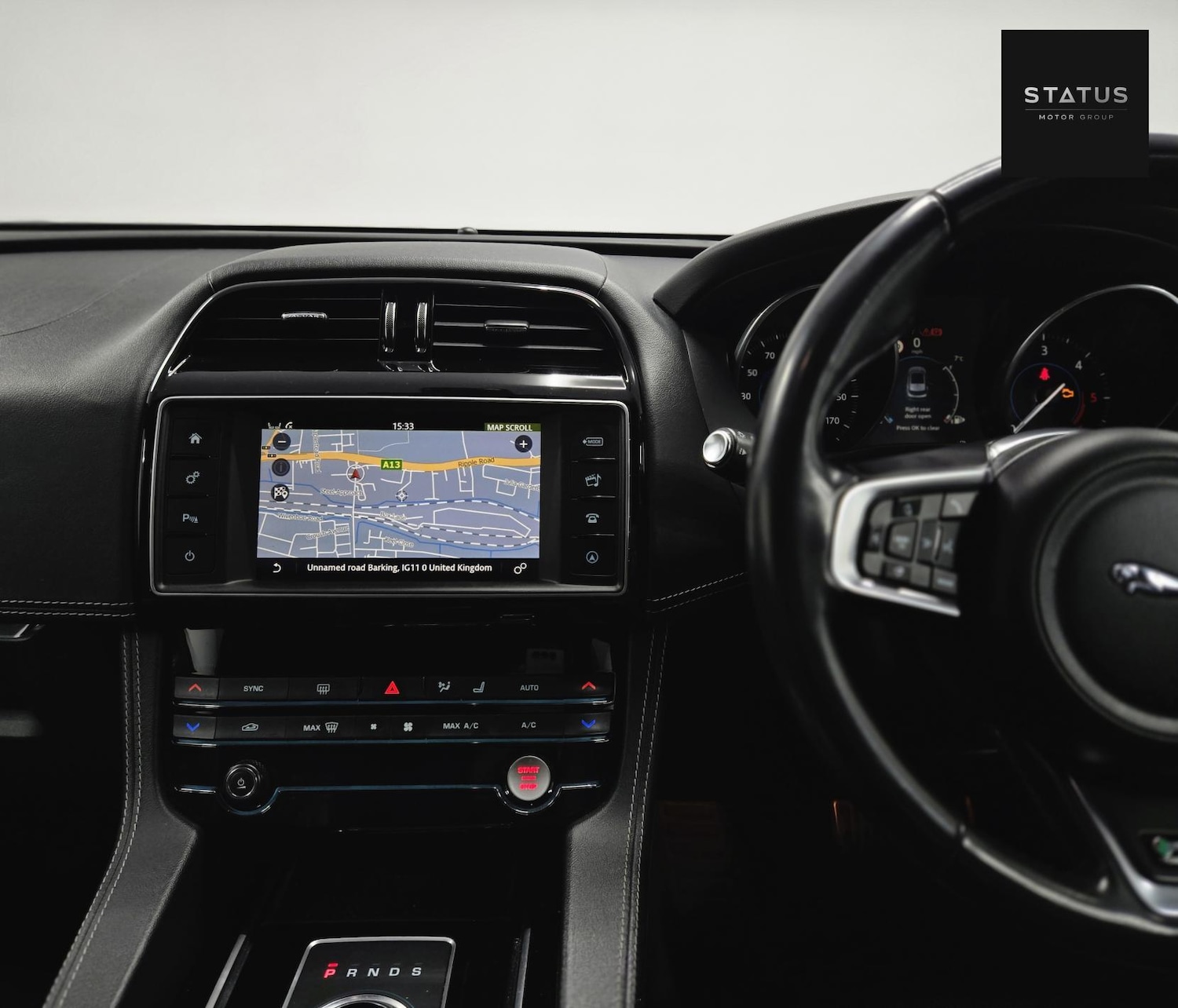 Used Jaguar F-Pace 2017 for sale - 77060563: Photo 19