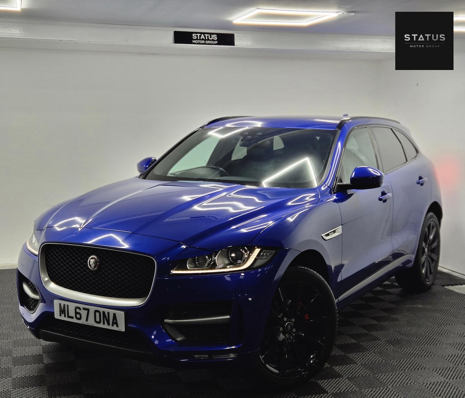 Used Jaguar F-Pace 2017 for sale - 77060563: Photo 6