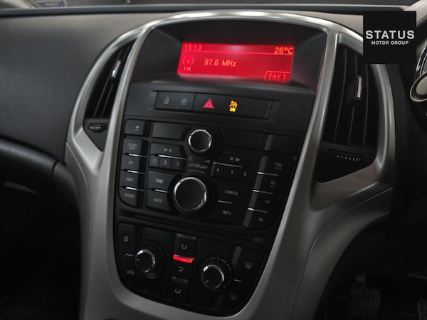 Used Vauxhall Astra 2014 for sale - 75086347: Photo 8
