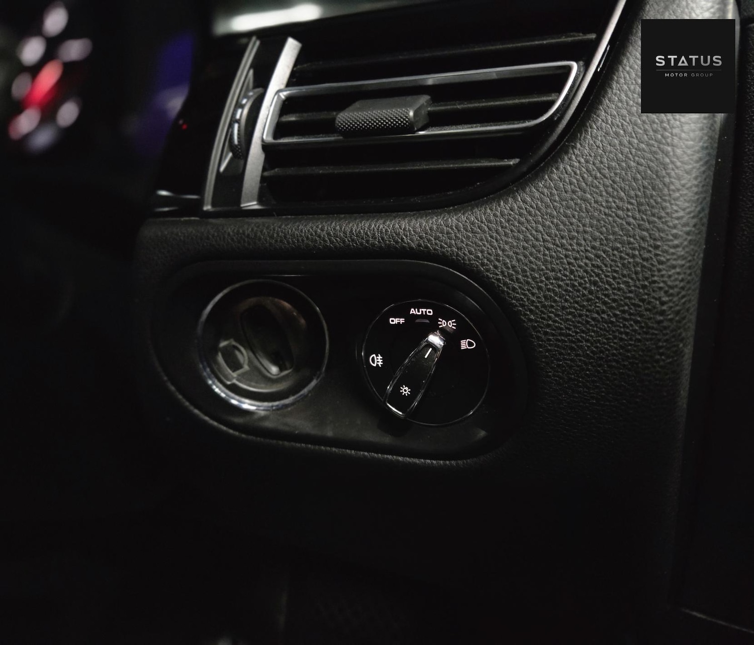 Used Porsche Macan 2019 for sale - 77300644: Photo 25