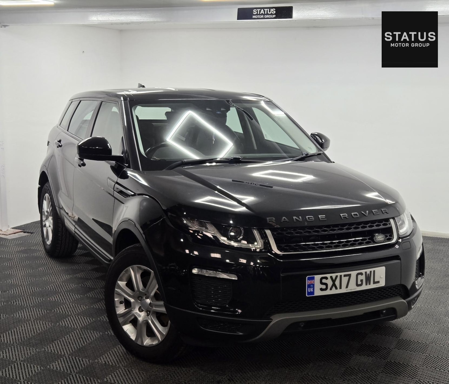 Used Land Rover Range Rover Evoque 2017 for sale - 76348683: Photo 4