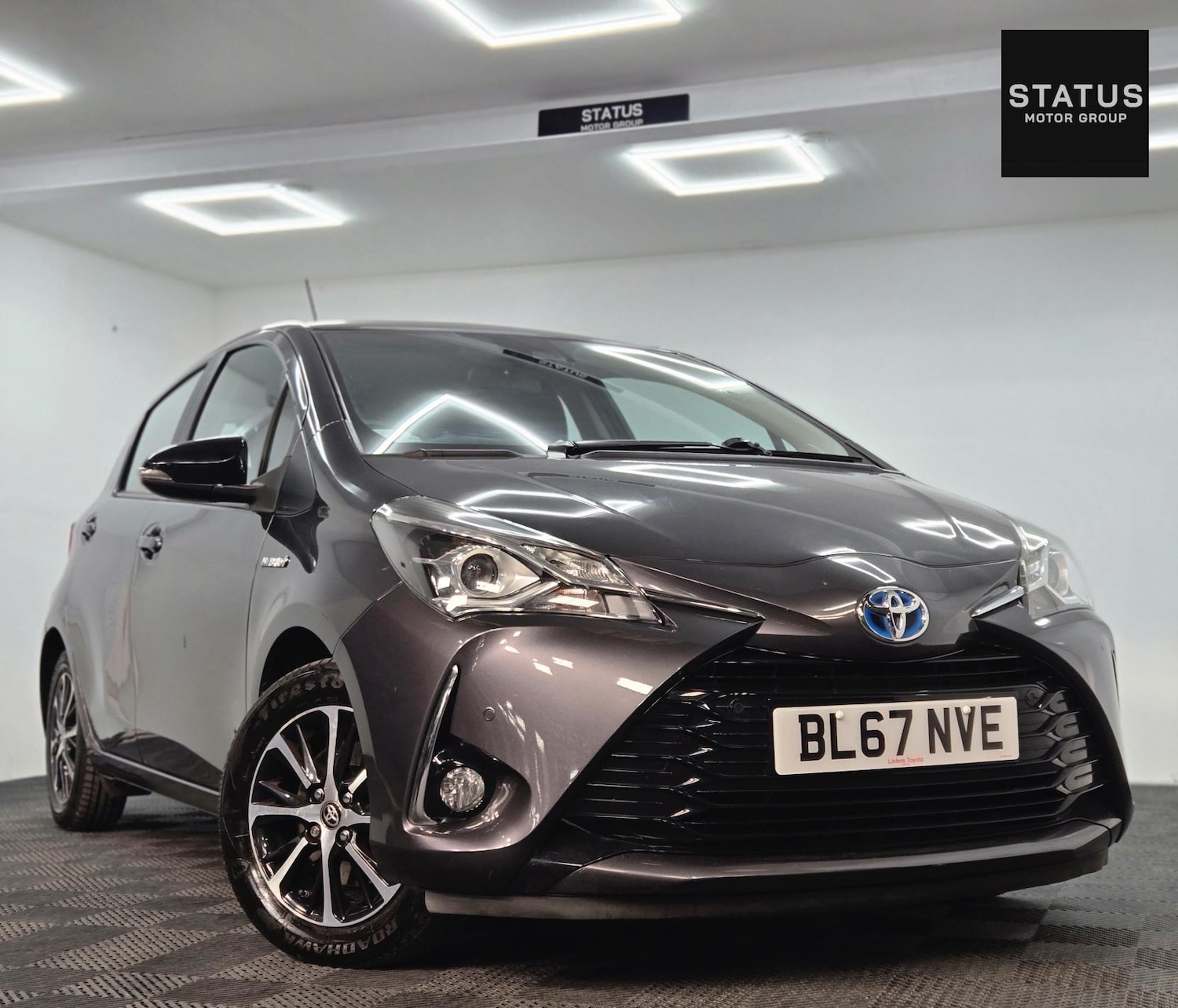 Used Toyota Yaris 2017 for sale - 76038261: Photo 2