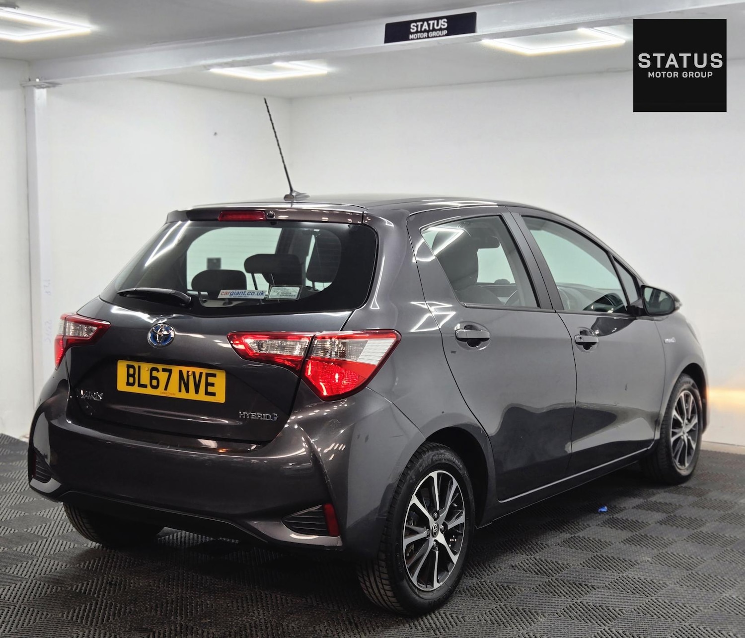 Used Toyota Yaris 2017 for sale - 76038261: Photo 8