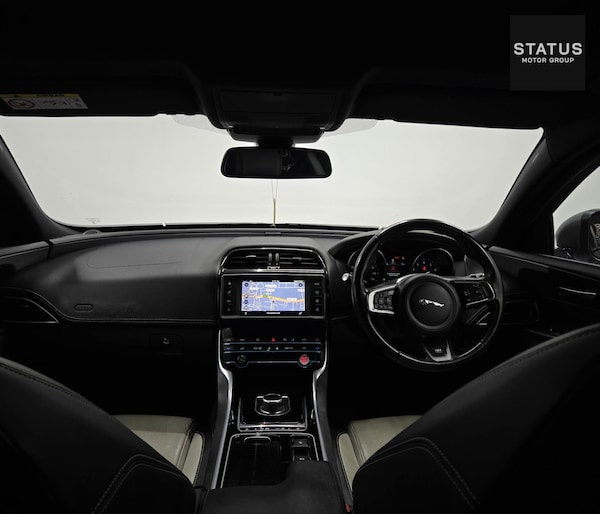 Used Jaguar XE 2017 for sale - 76151061: Photo 14