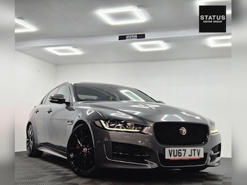 Used Jaguar XE 2017 for sale - 76151061: Photo 2