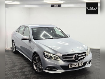 Used Mercedes-Benz E Class 2015 for sale - 76104881: Photo 2