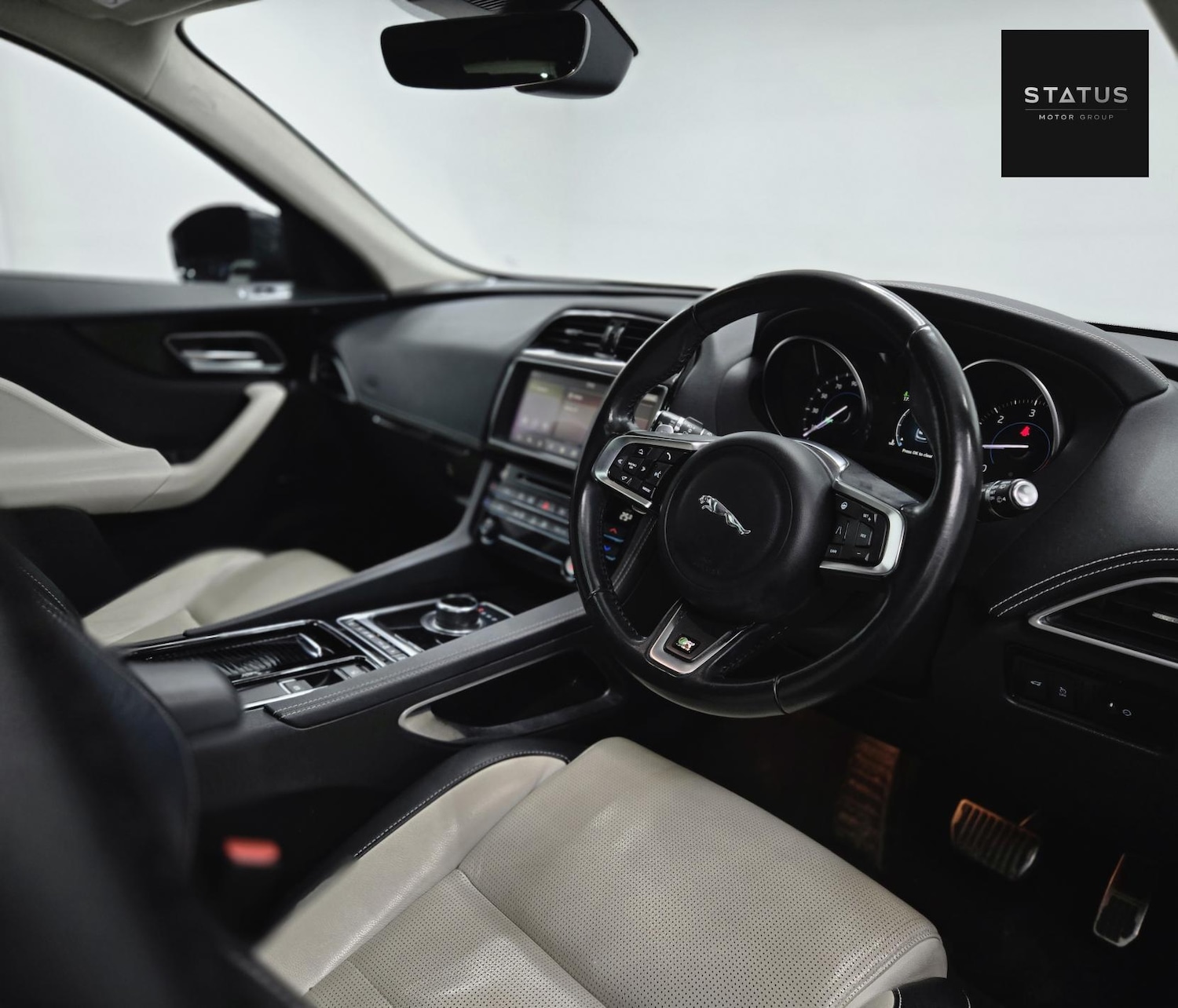 Used Jaguar F-Pace 2019 for sale - 77274448: Photo 14