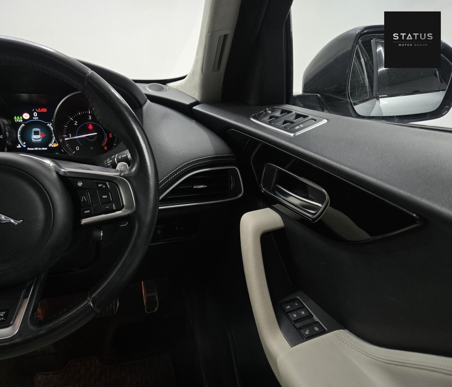 Used Jaguar F-Pace 2019 for sale - 77274448: Photo 23