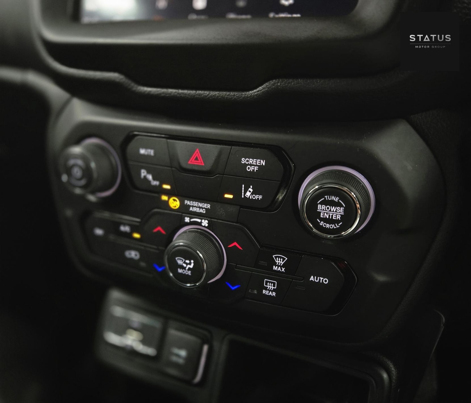 Used Jeep Renegade 2020 for sale - 76603324: Photo 29