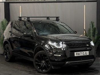 Used Land Rover Discovery Sport 2017 for sale - 78799865: Photo