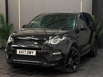 Used Land Rover Discovery Sport 2017 for sale - 79208820: Photo