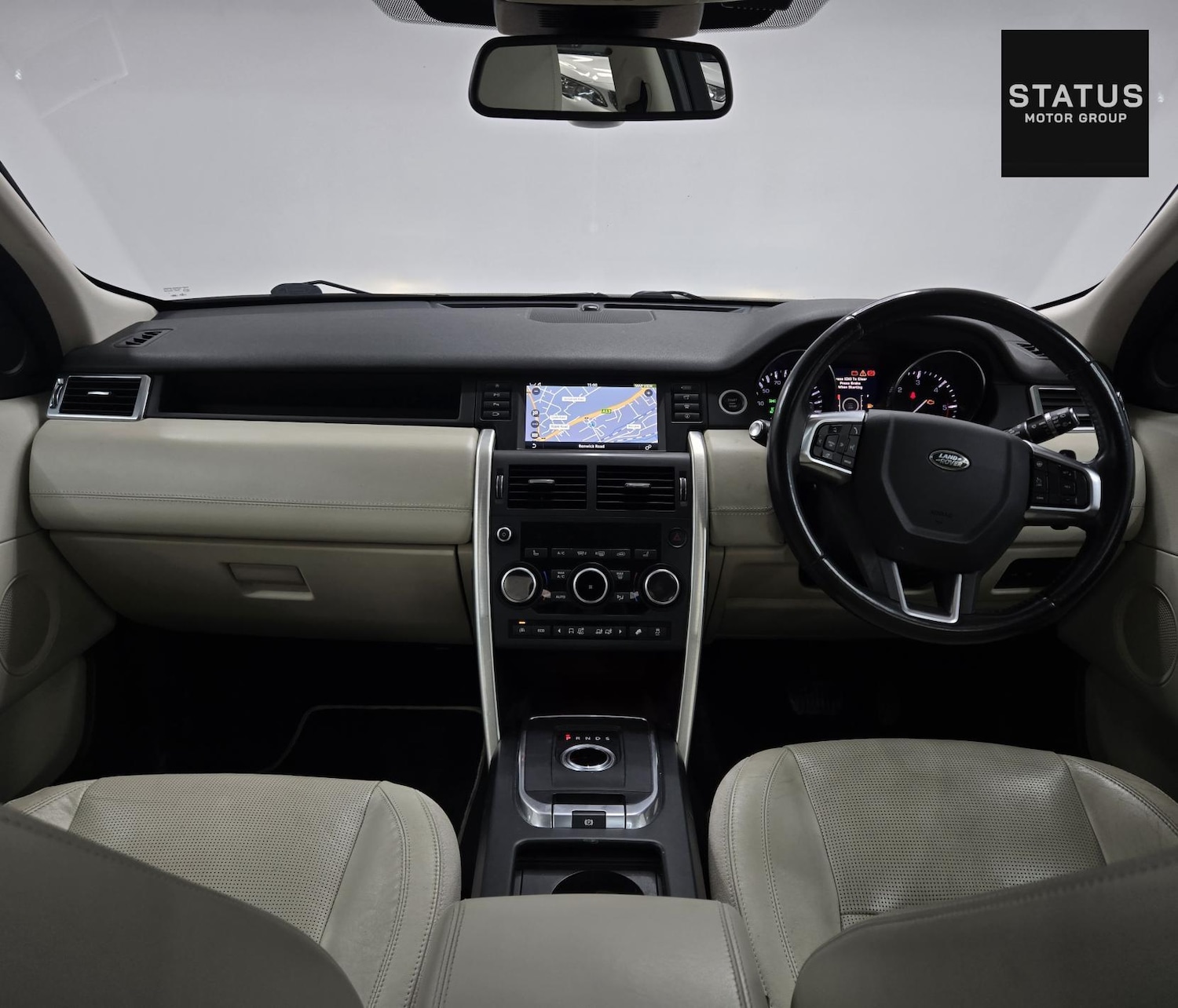 Used Land Rover Discovery Sport 2016 for sale - 76101454: Photo 12