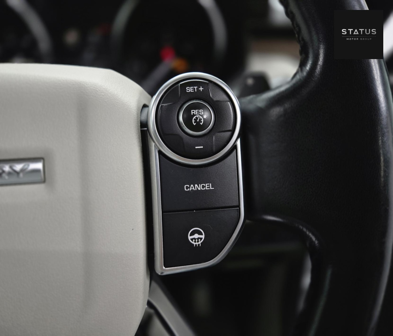 Used Land Rover Discovery 2017 for sale - 76925330: Photo 25