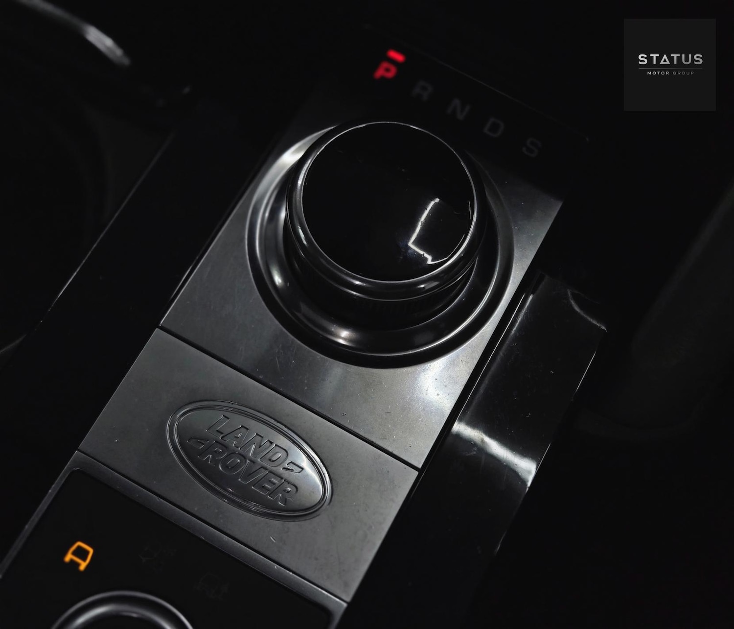 Used Land Rover Discovery 2017 for sale - 76925330: Photo 30