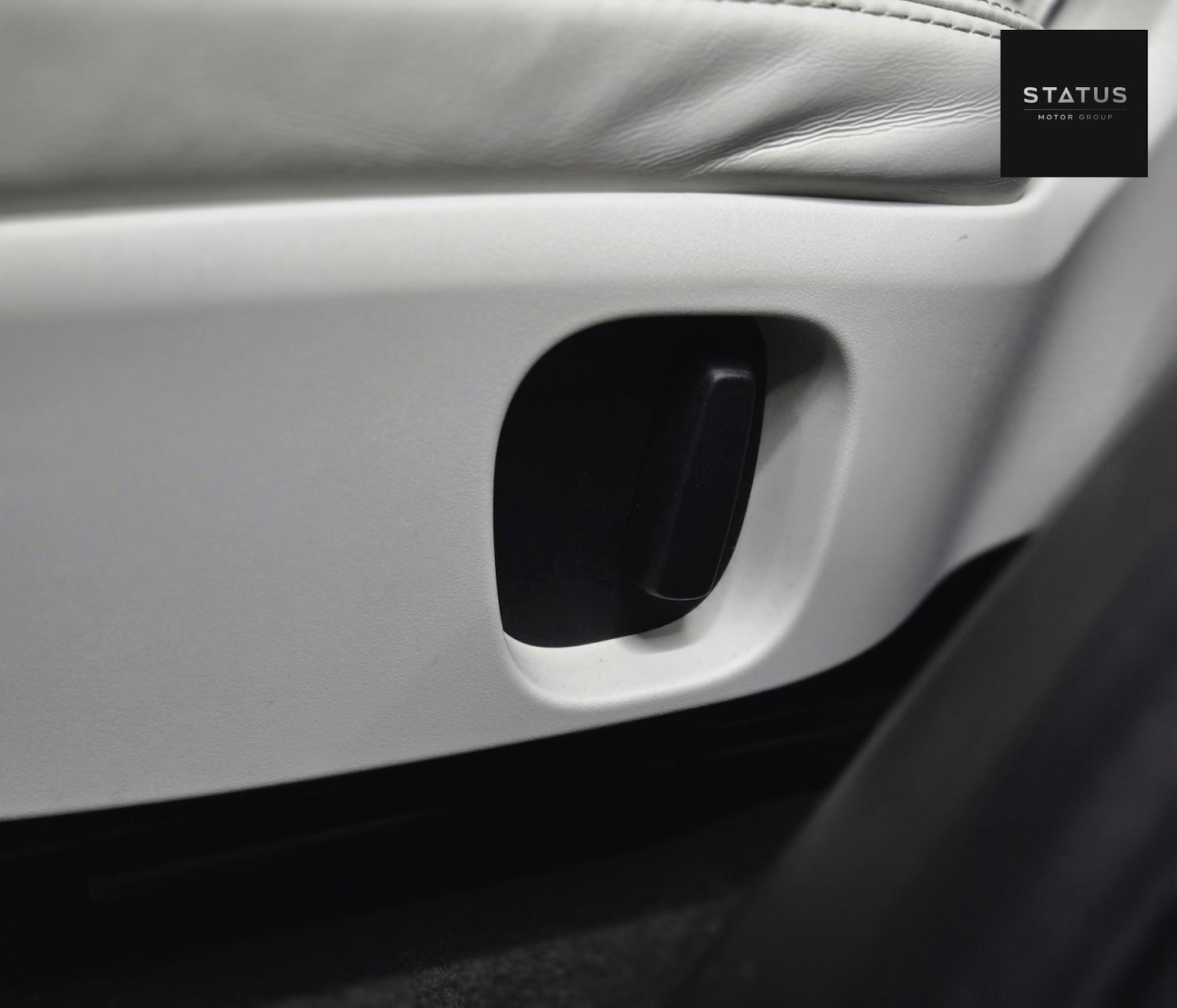 Used Land Rover Discovery 2017 for sale - 76925330: Photo 33