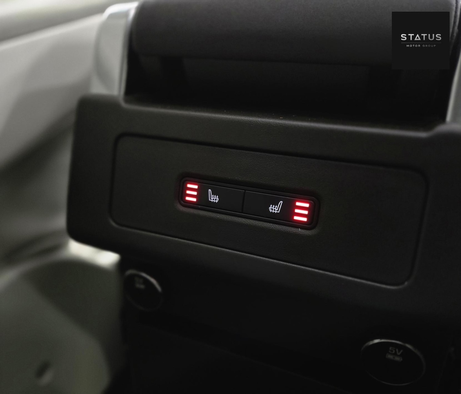 Used Land Rover Discovery 2017 for sale - 76925330: Photo 37