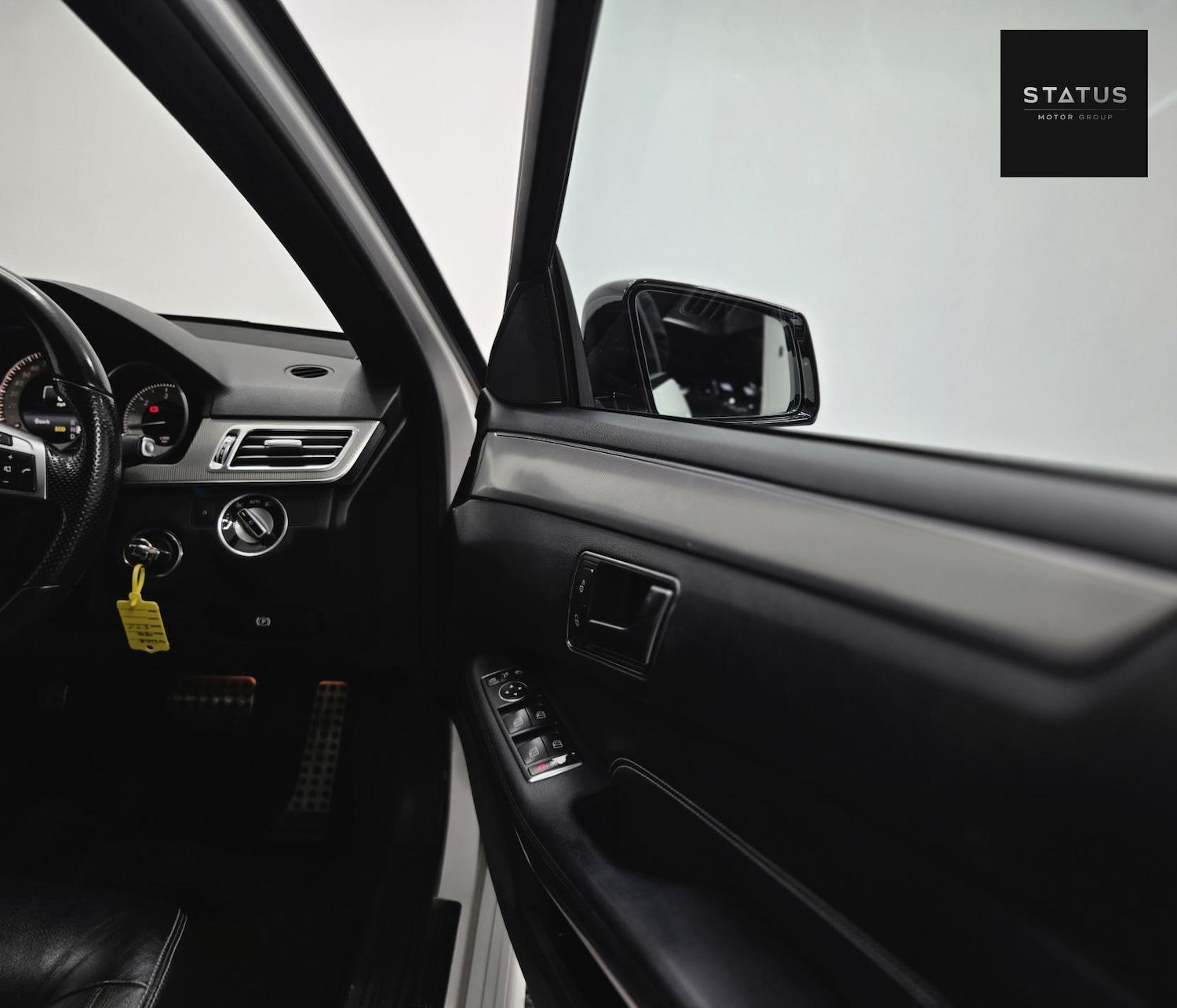 Used Mercedes-Benz E Class 2015 for sale - 76741832: Photo 12