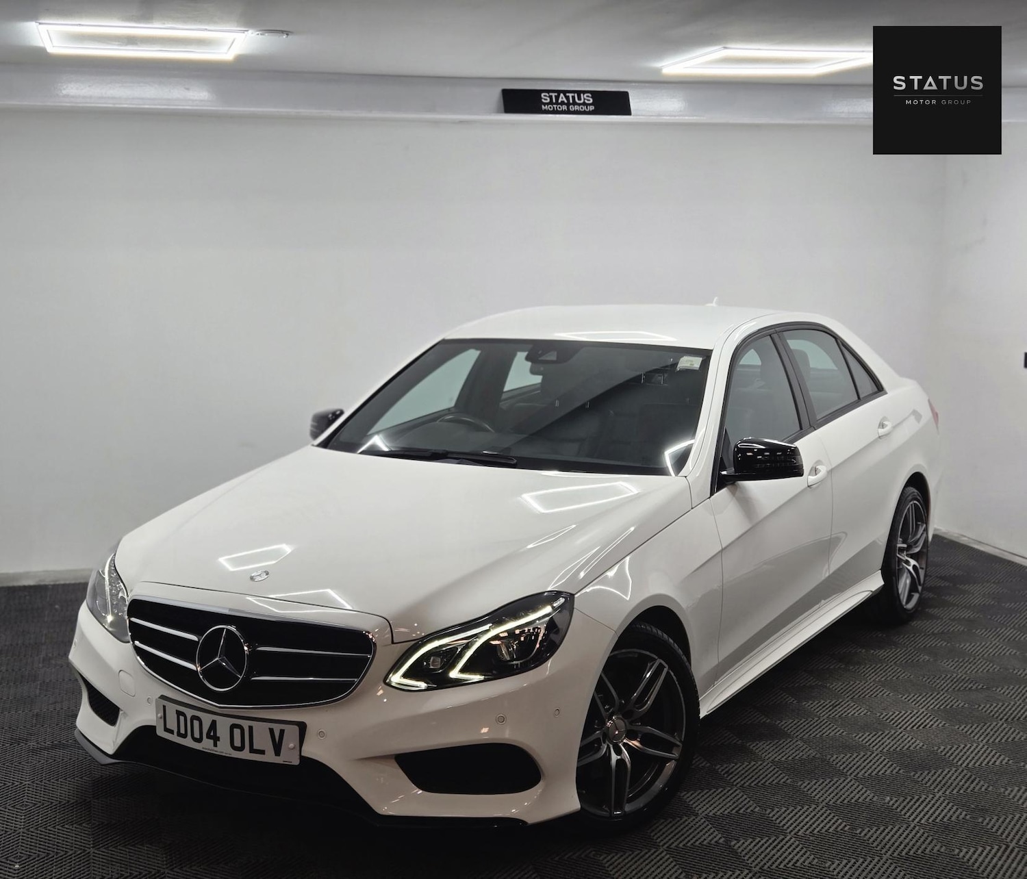 Used Mercedes-Benz E Class 2015 for sale - 76741832: Photo 6