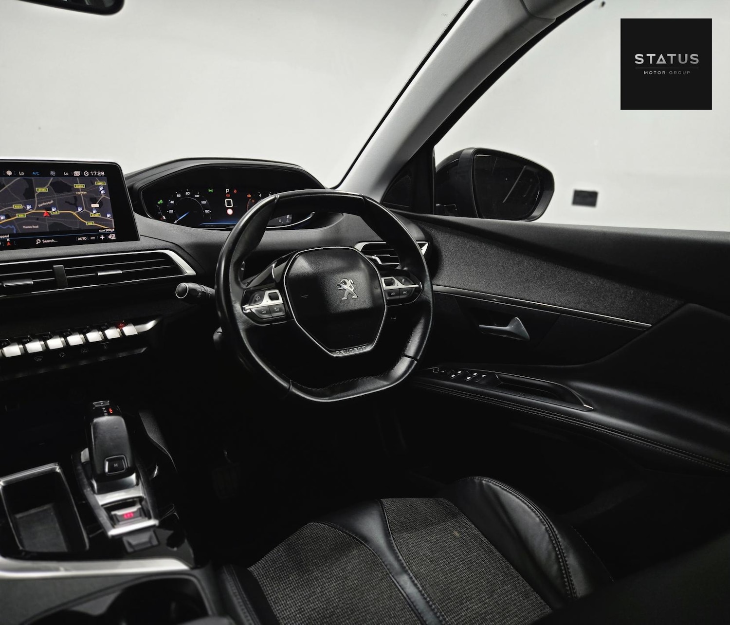 Used Peugeot 3008 2017 for sale - 77679047: Photo 14