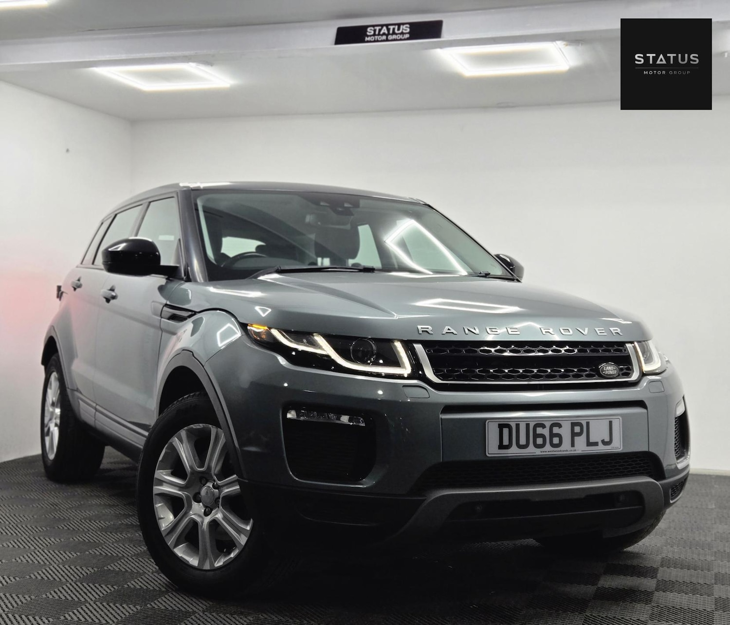 Used Land Rover Range Rover Evoque 2016 for sale - 76714080: Photo 2