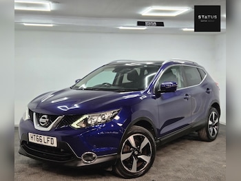 Used Nissan Qashqai 2017 for sale - 77975657: Photo