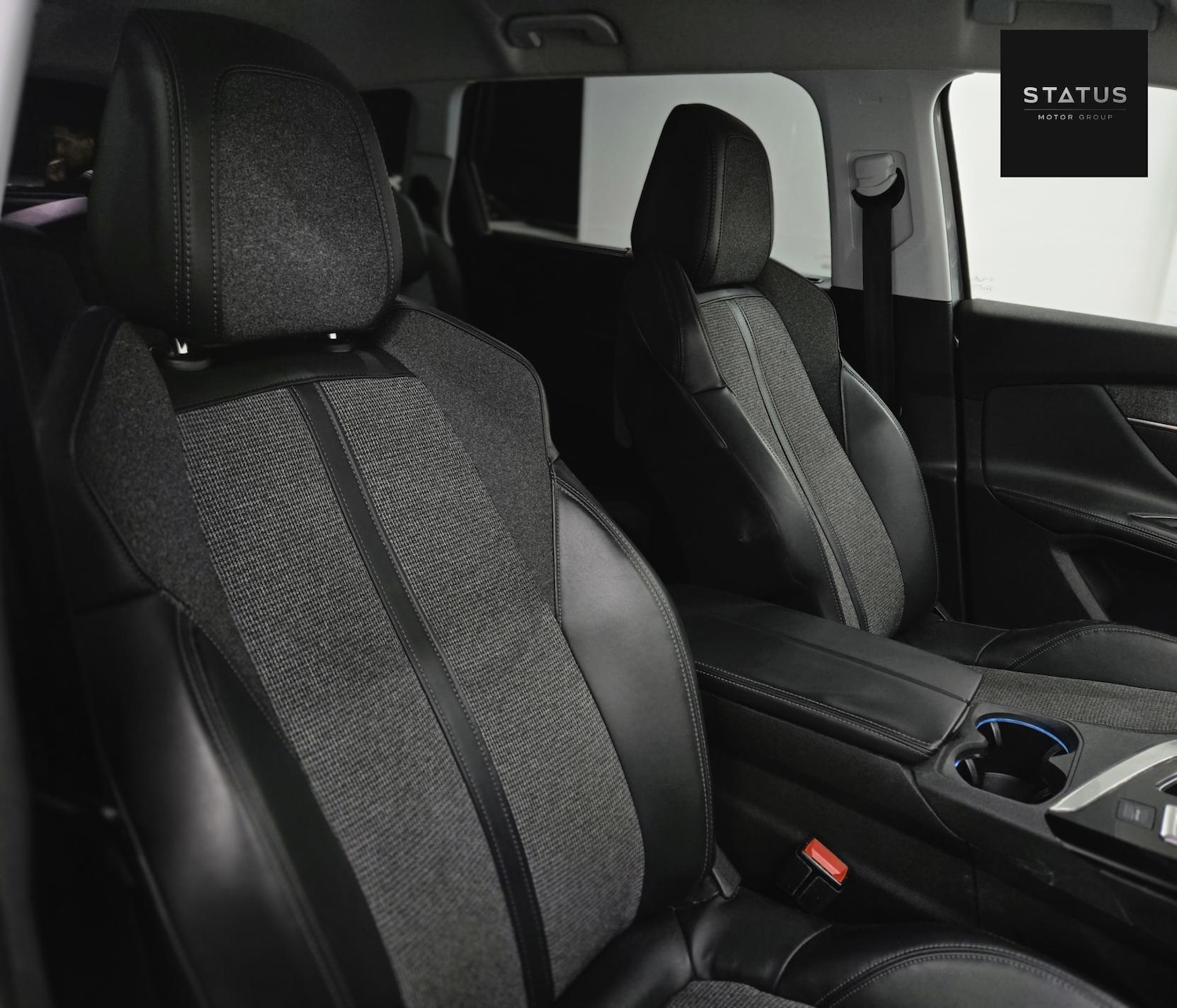 Used Peugeot 5008 2017 for sale - 76631070: Photo 8