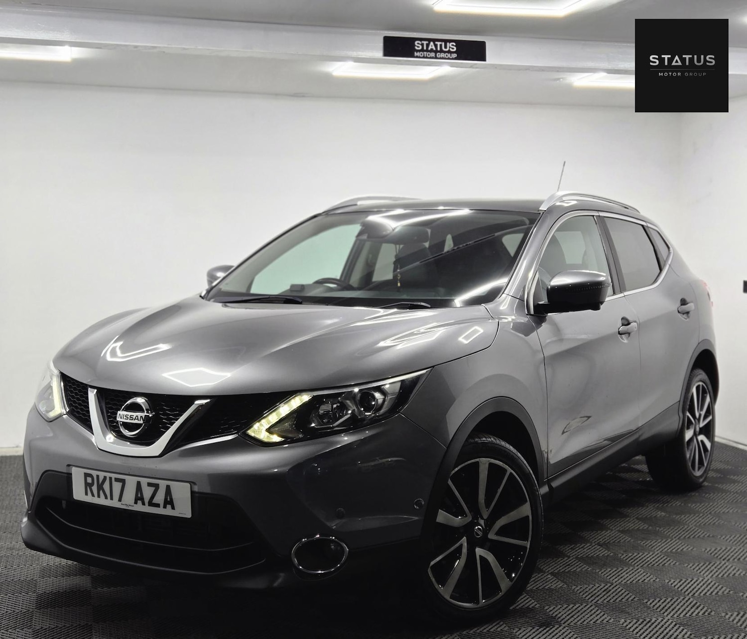 Used Nissan Qashqai 2017 for sale - 76511208: Photo 4