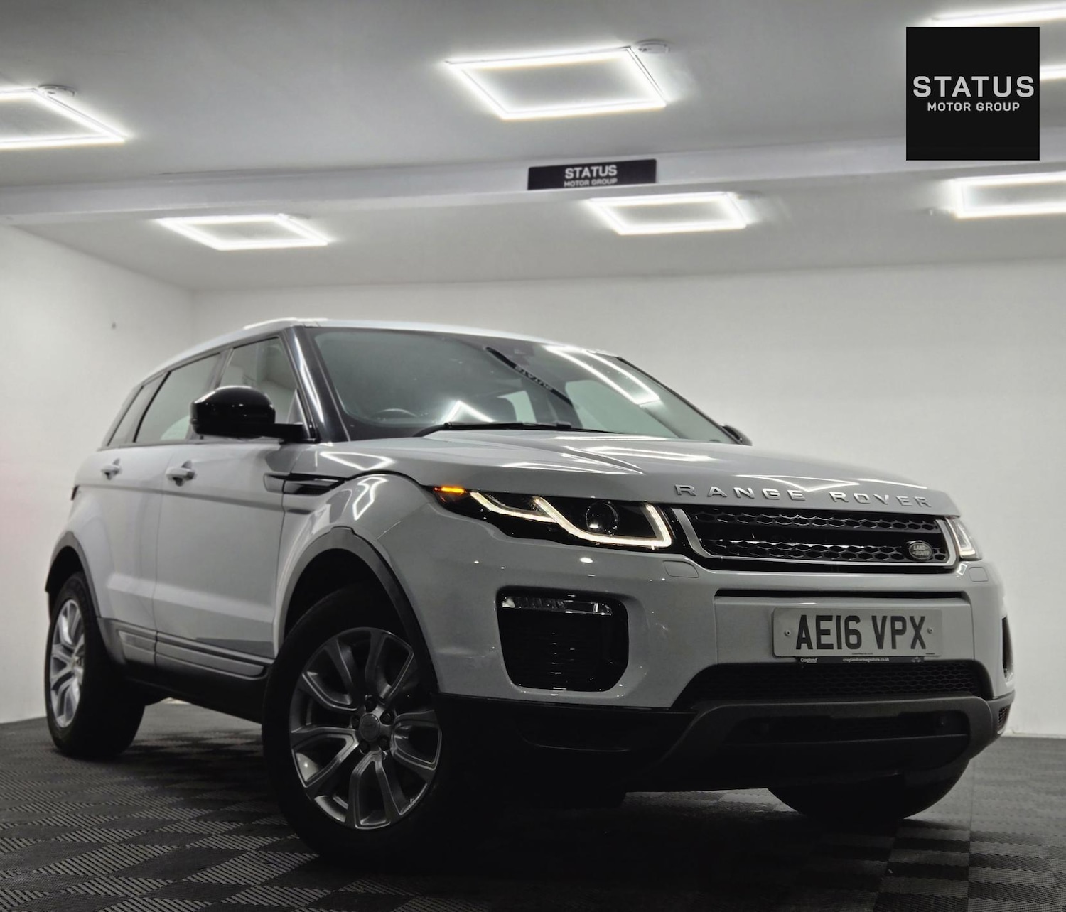 Used Land Rover Range Rover Evoque 2016 for sale - 76407800: Photo 2
