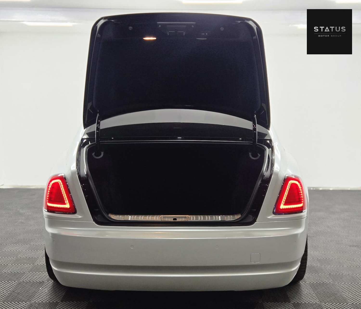 Used Rolls-Royce Ghost 2016 for sale - 76975393: Photo 16