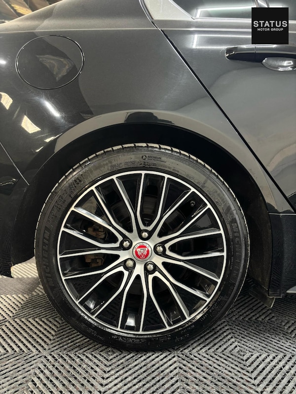 Used Jaguar XE 2019 for sale - 75692456: Photo 12