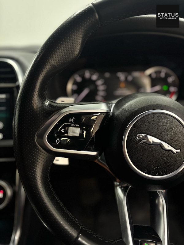 Used Jaguar XE 2019 for sale - 75692456: Photo 13