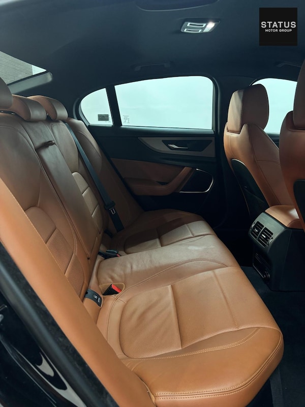 Used Jaguar XE 2019 for sale - 75692456: Photo 27