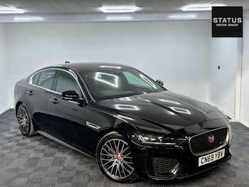 Used Jaguar XE 2019 for sale - 75692456: Photo