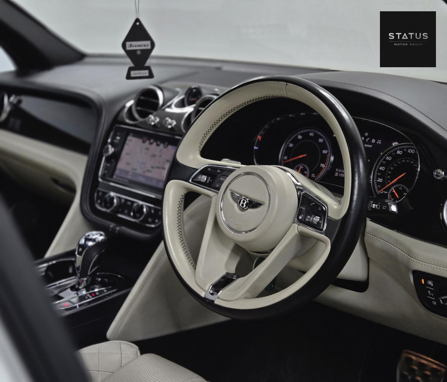 Used Bentley Bentayga 2016 for sale - 77470429: Photo 17