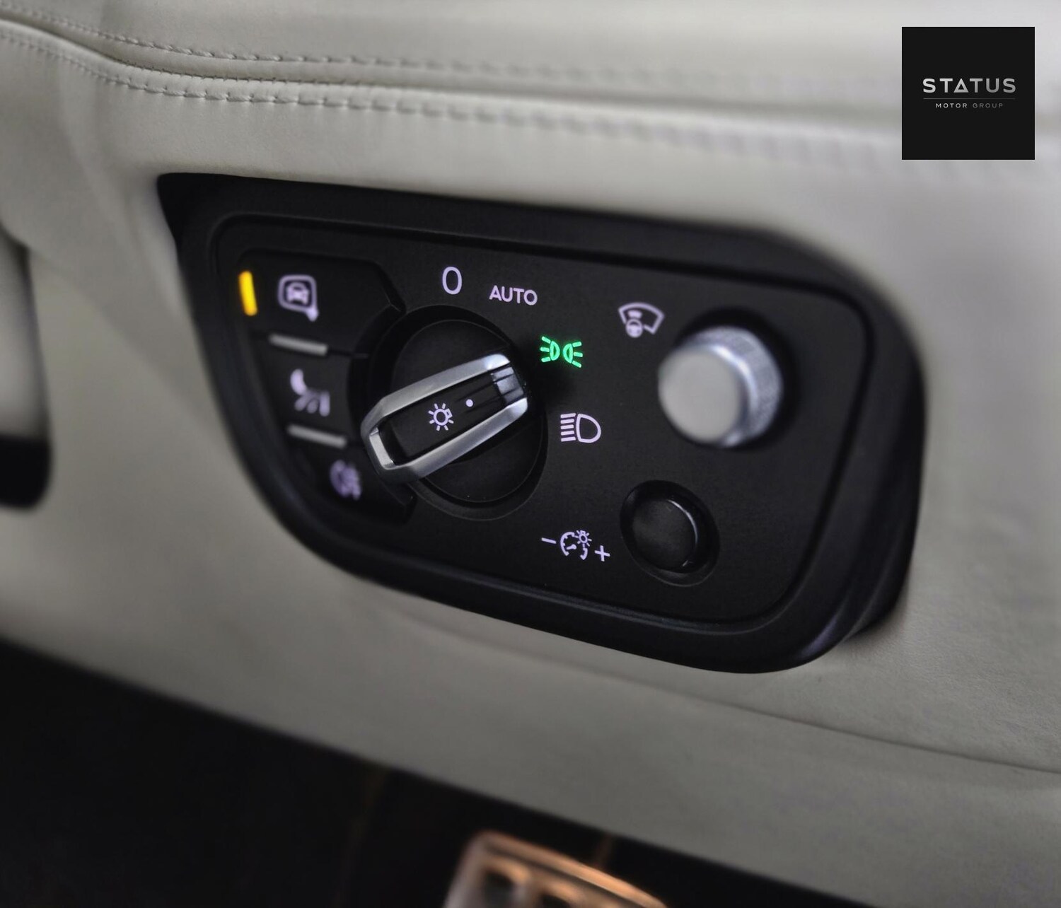 Used Bentley Bentayga 2016 for sale - 77470429: Photo 33