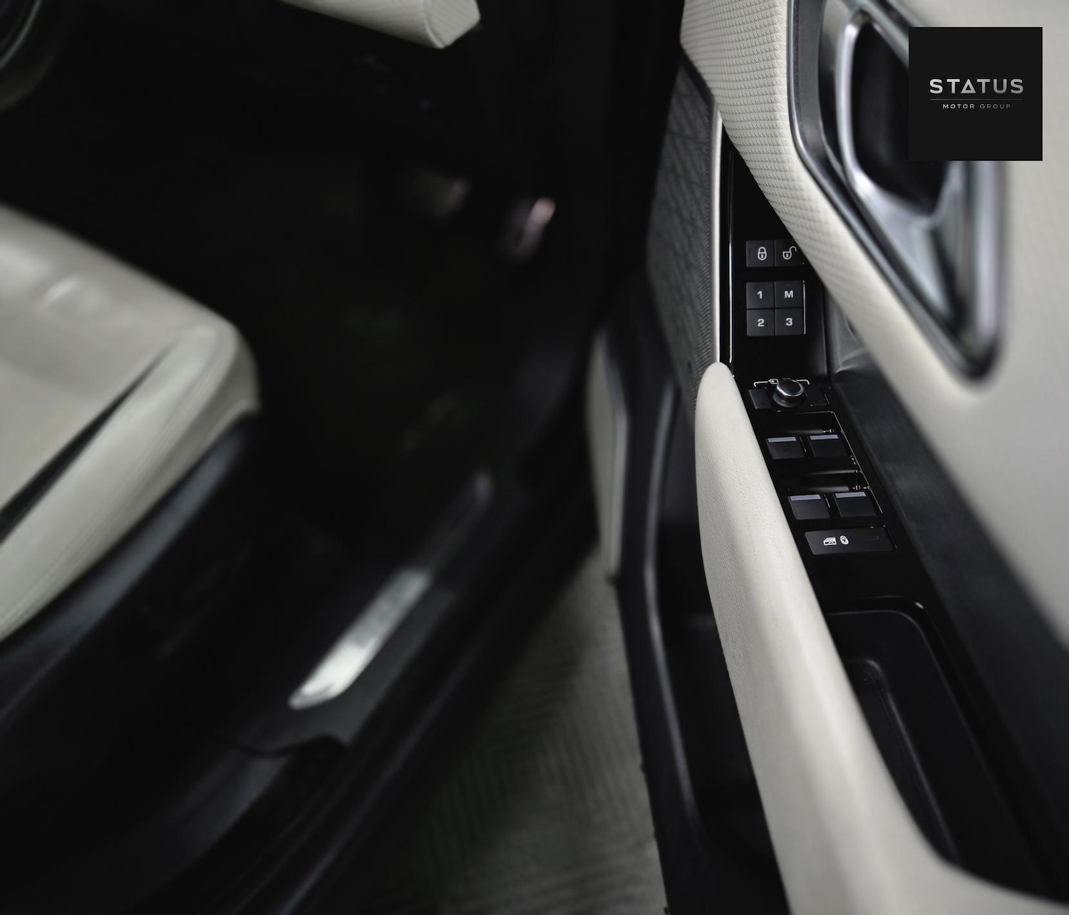 Used Land Rover Range Rover Velar 2017 for sale - 76948926: Photo 13