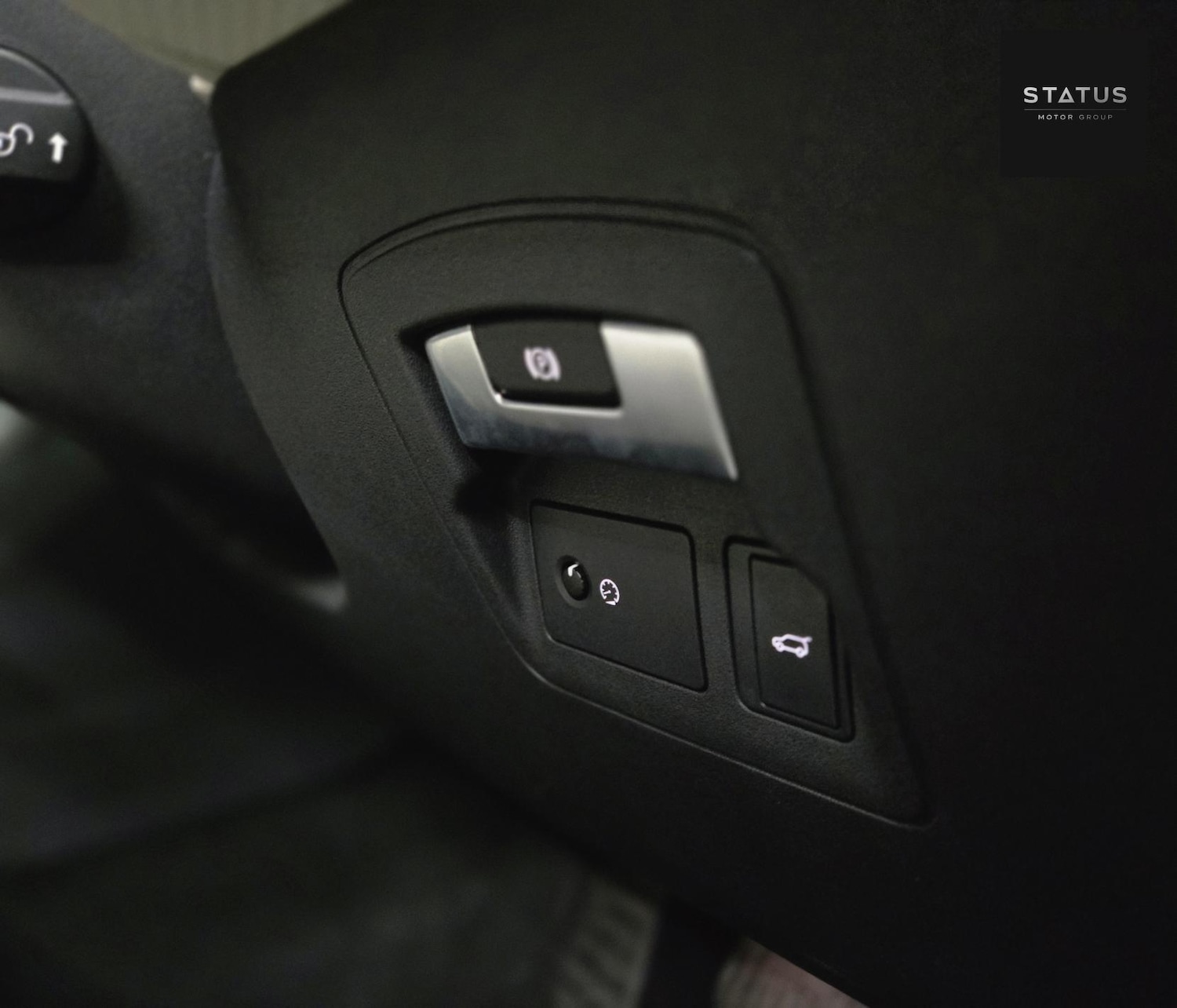 Used Land Rover Range Rover Velar 2017 for sale - 76948926: Photo 22