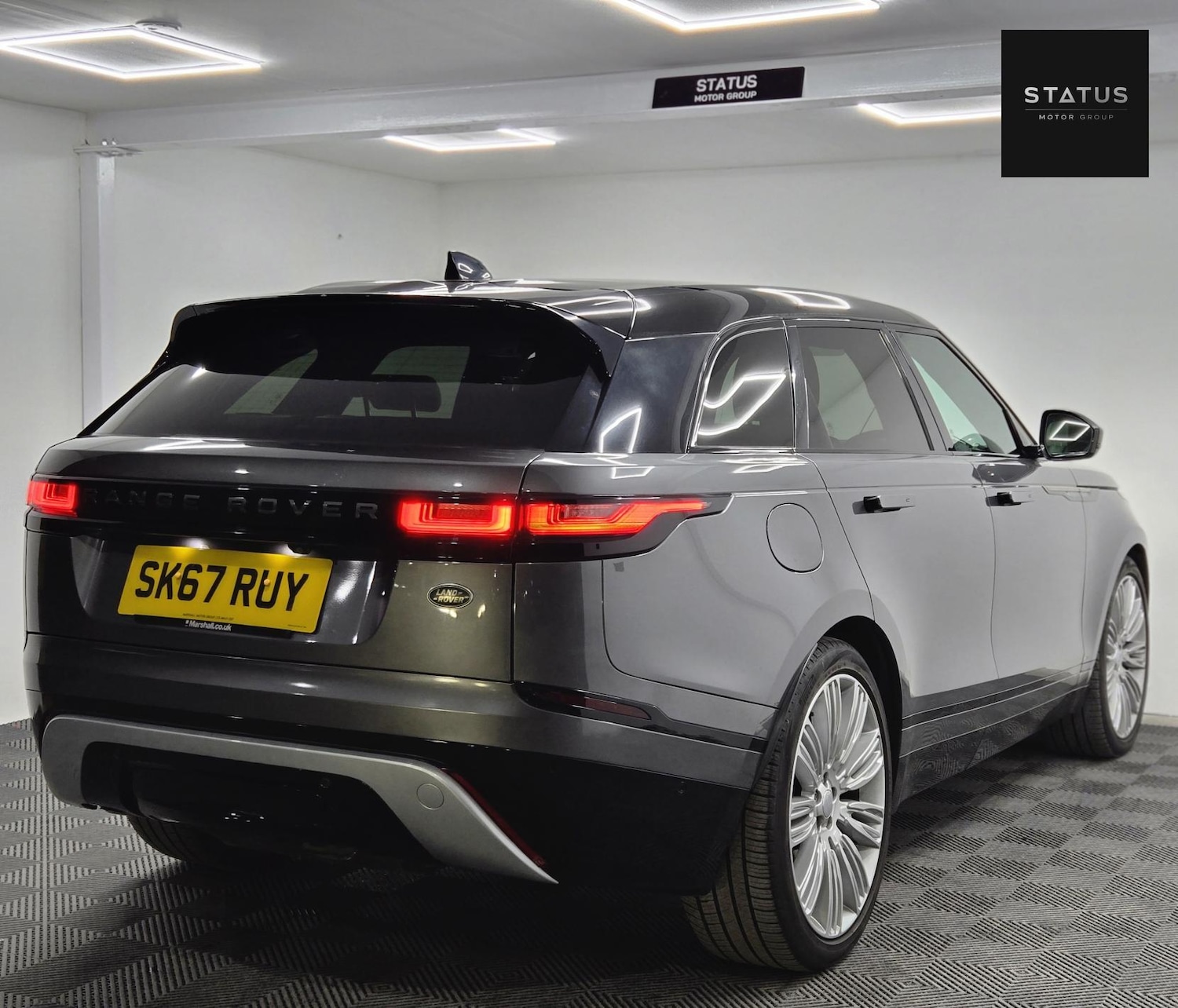 Used Land Rover Range Rover Velar 2017 for sale - 76948926: Photo 9