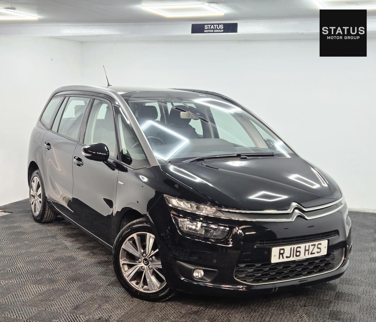 Used Citroen C4 Grand Picasso 2016 for sale - 76020167: Photo 3