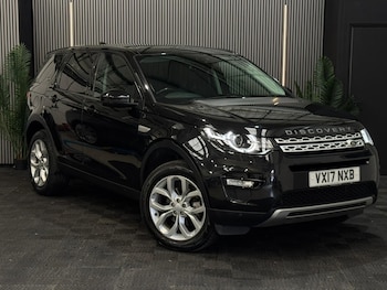 Used Land Rover Discovery Sport 2017 for sale - 78879700: Photo
