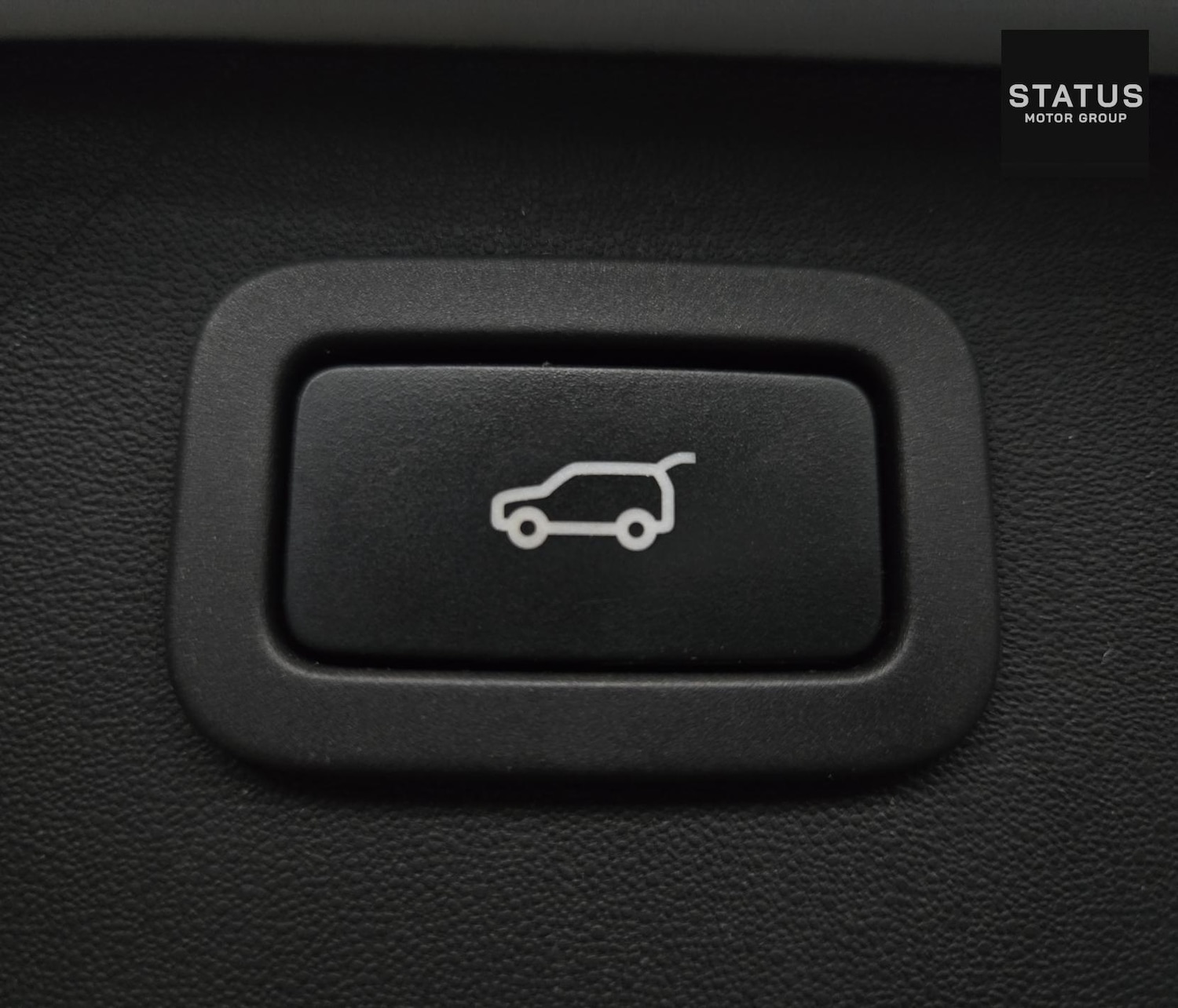 Used Land Rover Discovery Sport 2016 for sale - 76026179: Photo 9